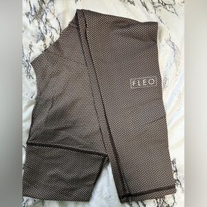 FLEO Leggings